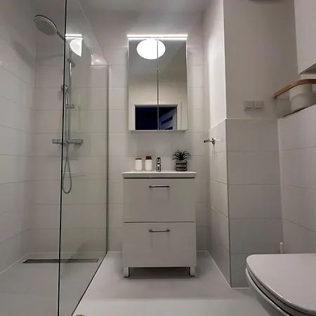 Soft Light At Krochmalna Apartment *